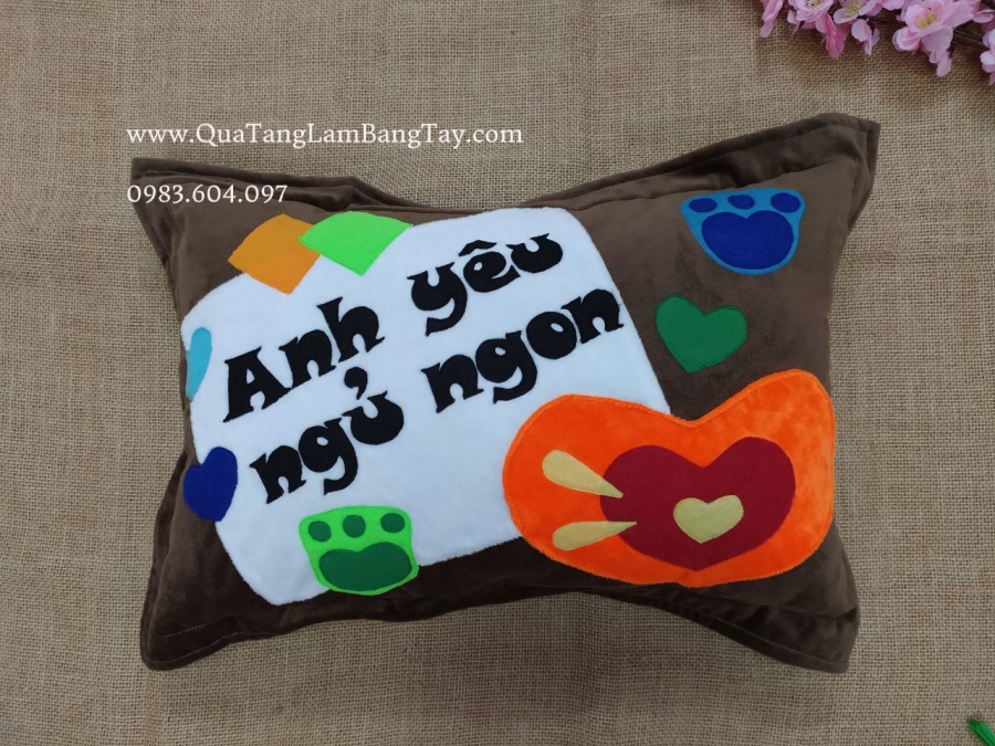 gối handmade anh yêu ngủ ngon